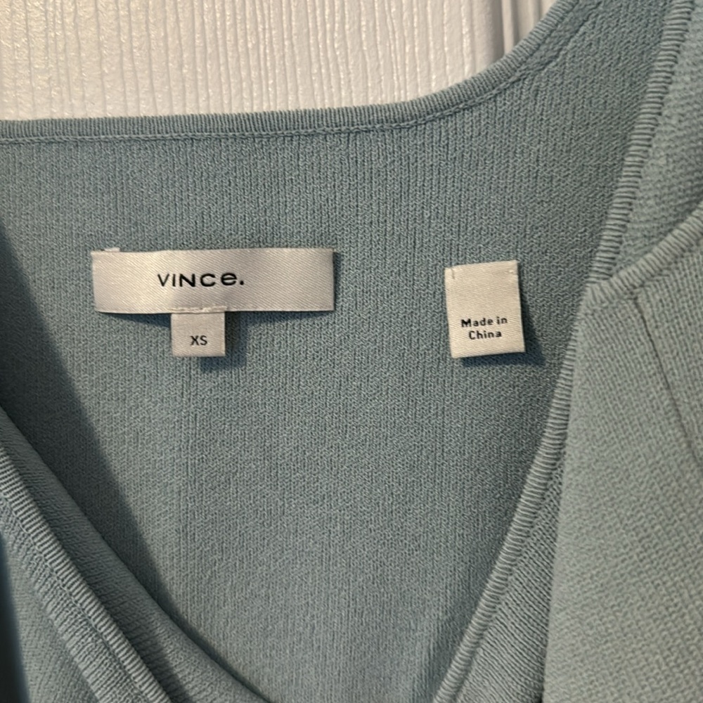 Vince Square-Neck - image 3